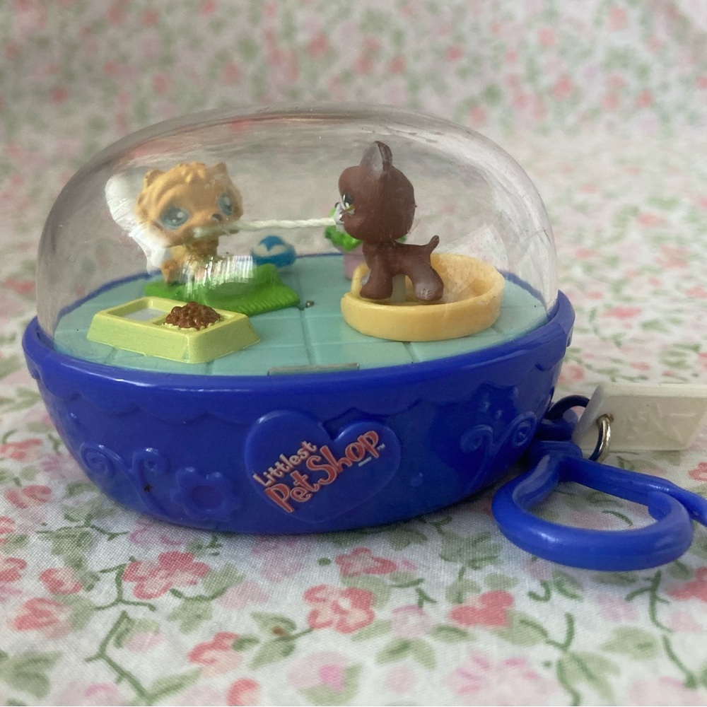 Littlest Pet Shop Blue Pet Carrier Keychain